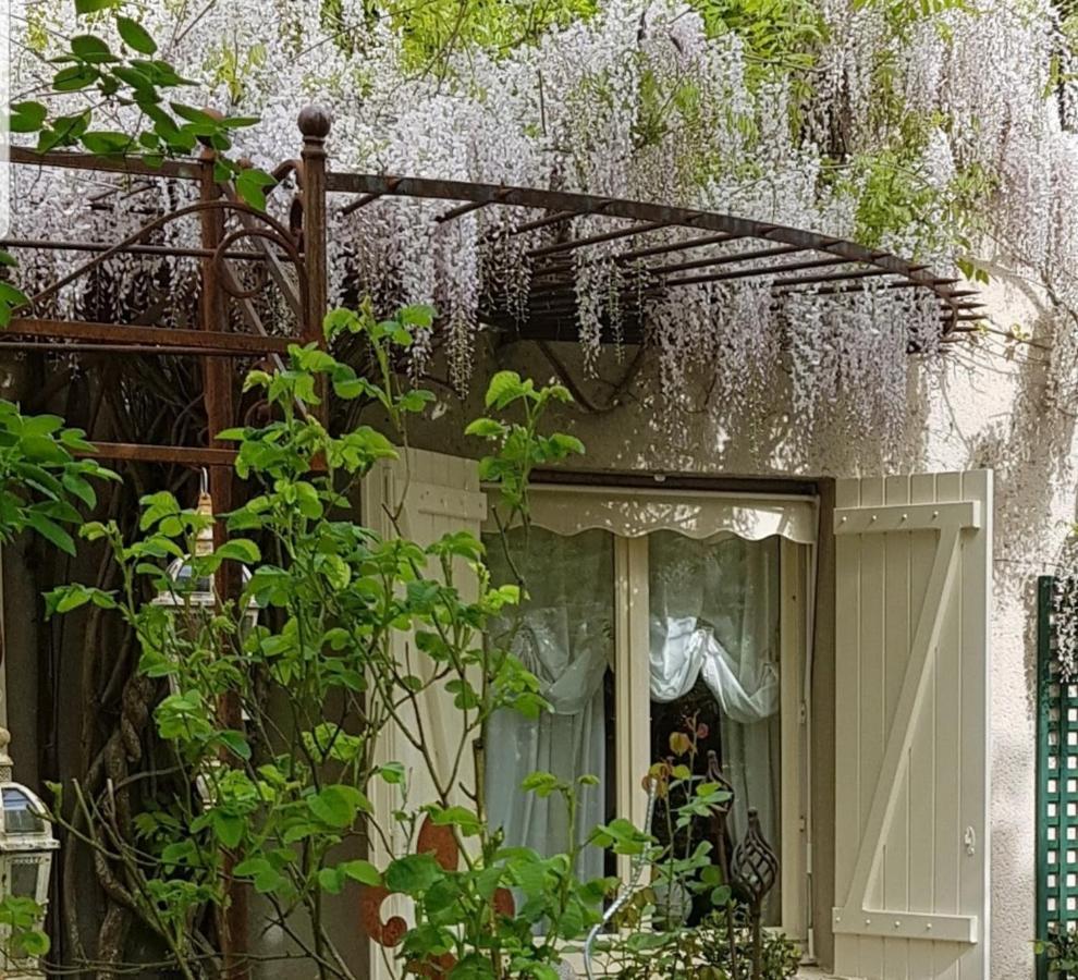 Chambres D'Hotes Jardin D'Ivoire Saint-Gervais-la-Forêt 외부 사진